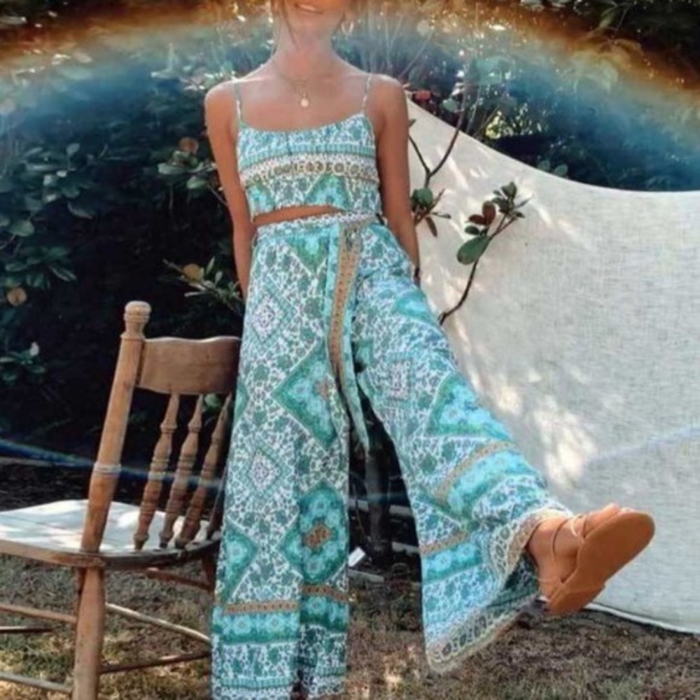 mint boho floral print crop top wide leg pants set - Picture 3 of 6